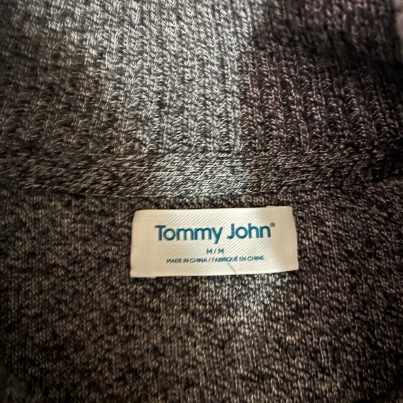 Tommy John Charcoal Button-Neck women’s Lounge wear top - Picture 2 of 7